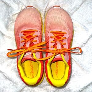 Women’s Altra Riviera2 Running Shoes Size 7.5